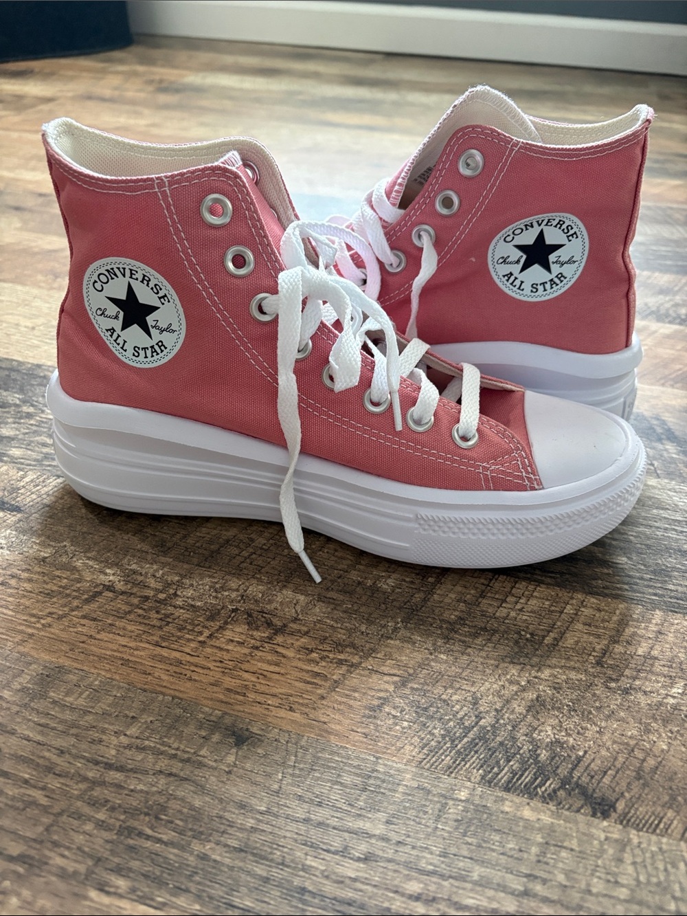 Women's High-Top converse Canvas Platform Sneakers - Pink